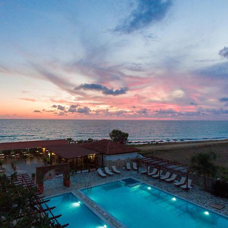 Poseidon Beach Hotel Кастросикия Екстериор снимка
