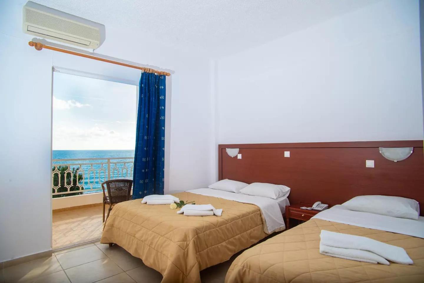 Poseidon Beach Hotel Кастросикия Екстериор снимка