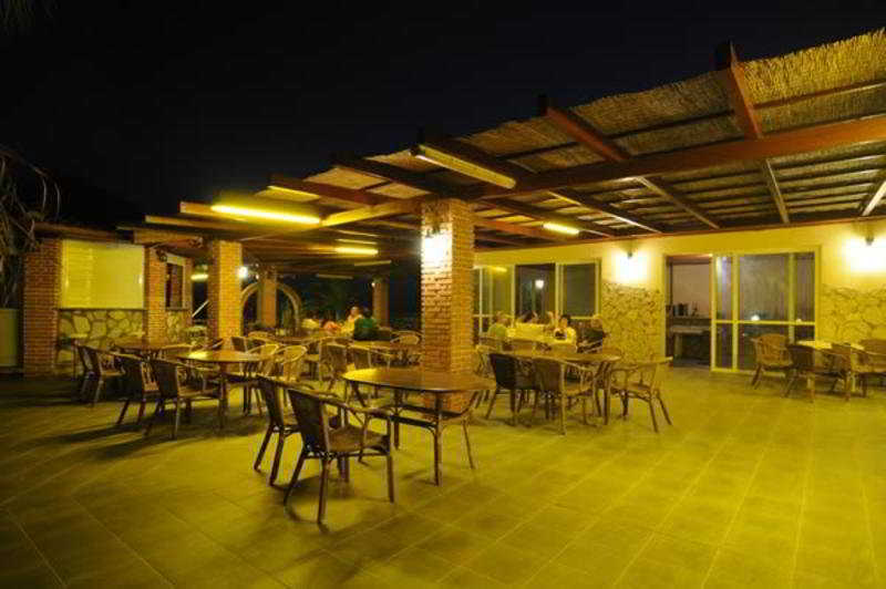 Poseidon Beach Hotel Кастросикия Екстериор снимка