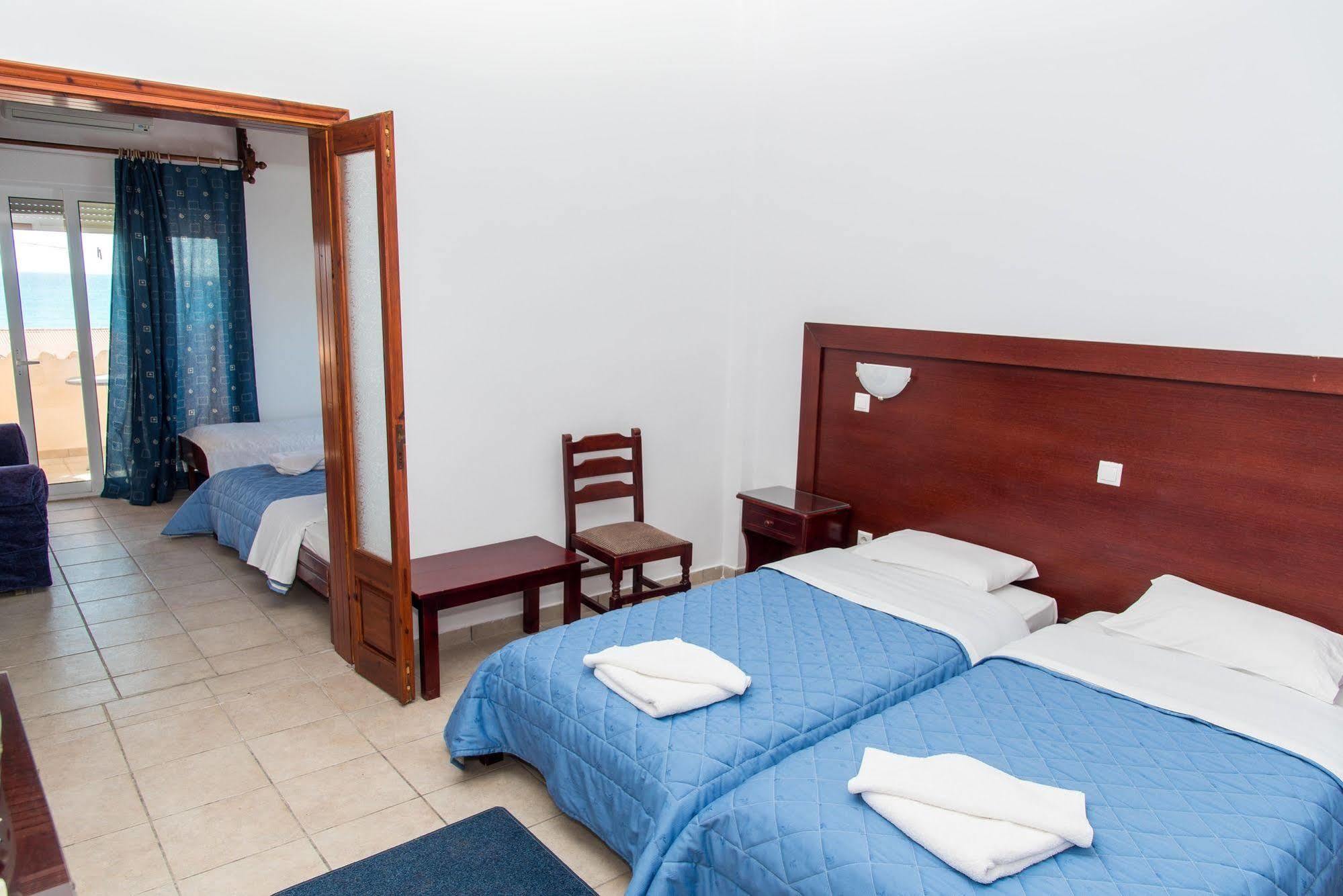 Poseidon Beach Hotel Кастросикия Екстериор снимка